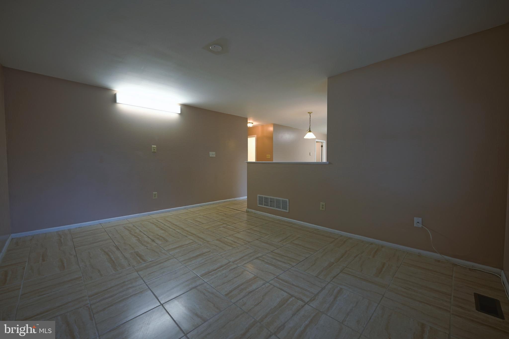 371 Sapling Way Atco, NJ 08004 - Photo 13 of 39 Gallery Image 13