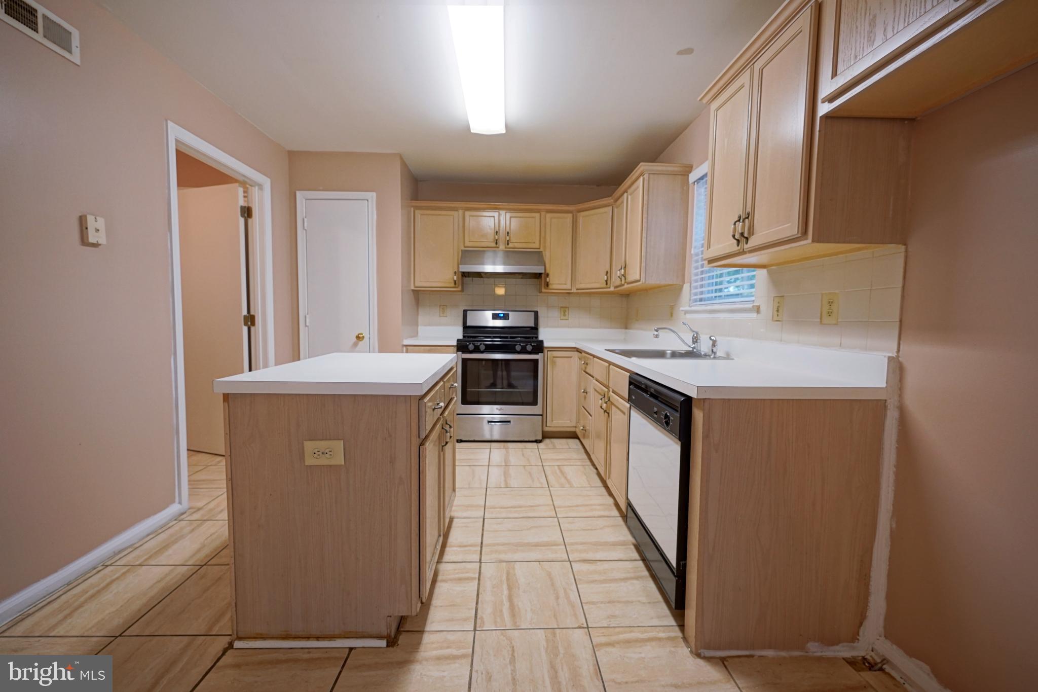 371 Sapling Way Atco, NJ 08004 - Photo 18 of 39 Gallery Image 18