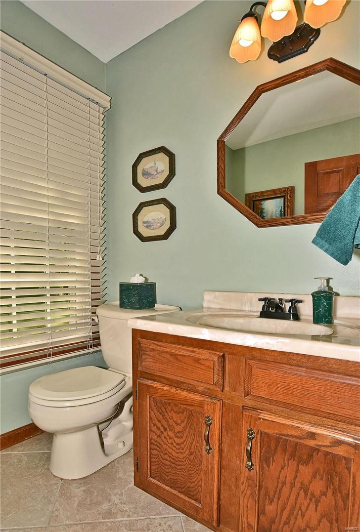1926 Grayson Ridge Court Chesterfield, MO 63017 - Photo 12 of 30 Gallery Image 12
