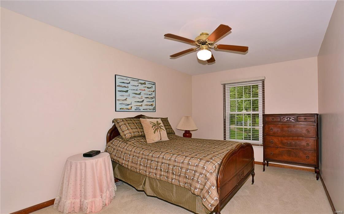 1926 Grayson Ridge Court Chesterfield, MO 63017 - Photo 16 of 30 Gallery Image 16