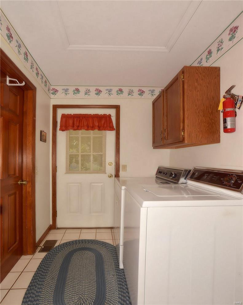1926 Grayson Ridge Court Chesterfield, MO 63017 - Photo 18 of 30 Gallery Image 18