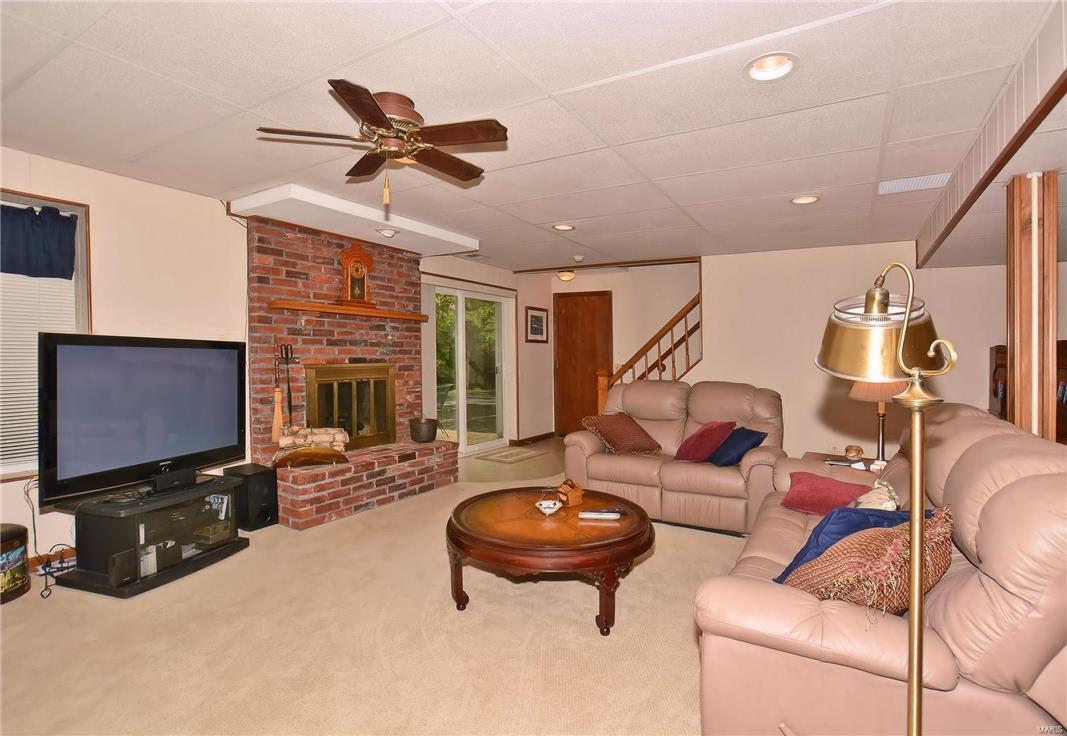 1926 Grayson Ridge Court Chesterfield, MO 63017 - Photo 19 of 30 Gallery Image 19