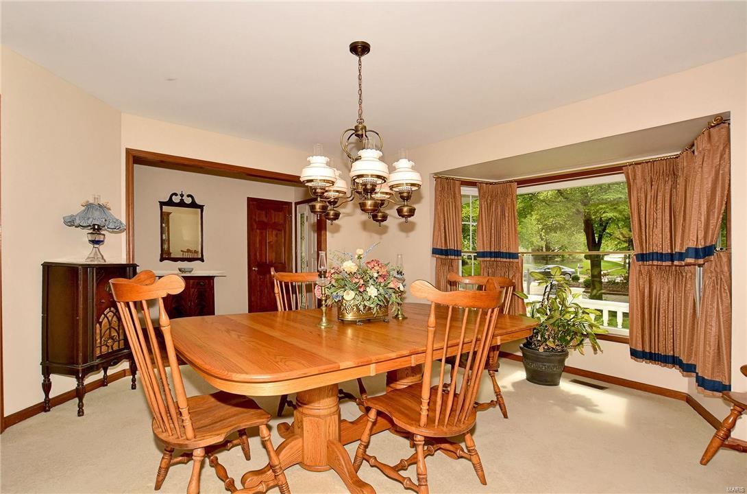 1926 Grayson Ridge Court Chesterfield, MO 63017 - Photo 3 of 30 Gallery Image 3
