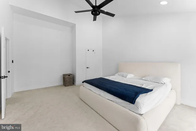 $4,000 | 11433 Heritage Oak Court, Reston, VA 20194