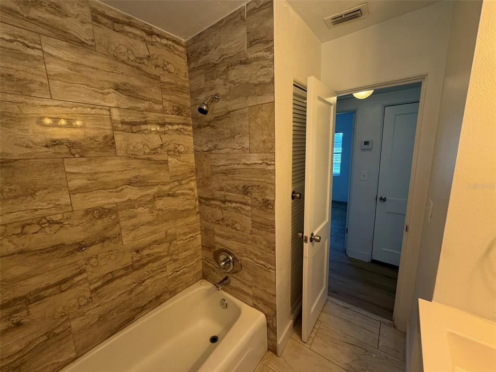 5318 South River Road Jacksonville, FL 32211 - Photo 7 of 20 Gallery Image 7