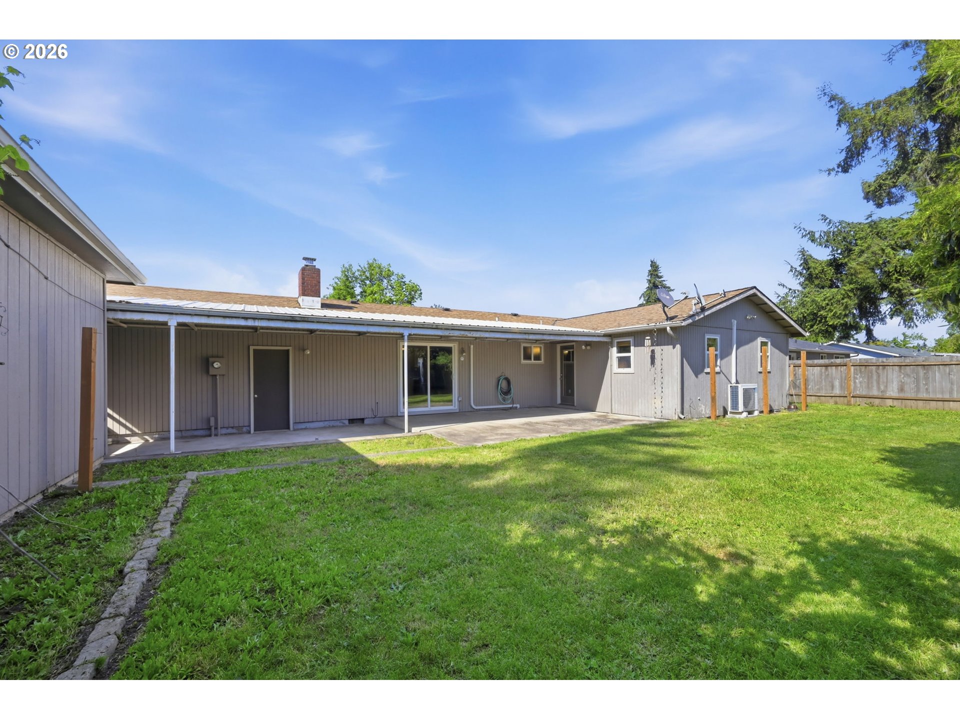 1233 Kenray Loop Springfield, OR 97477 - Photo 27 of 32