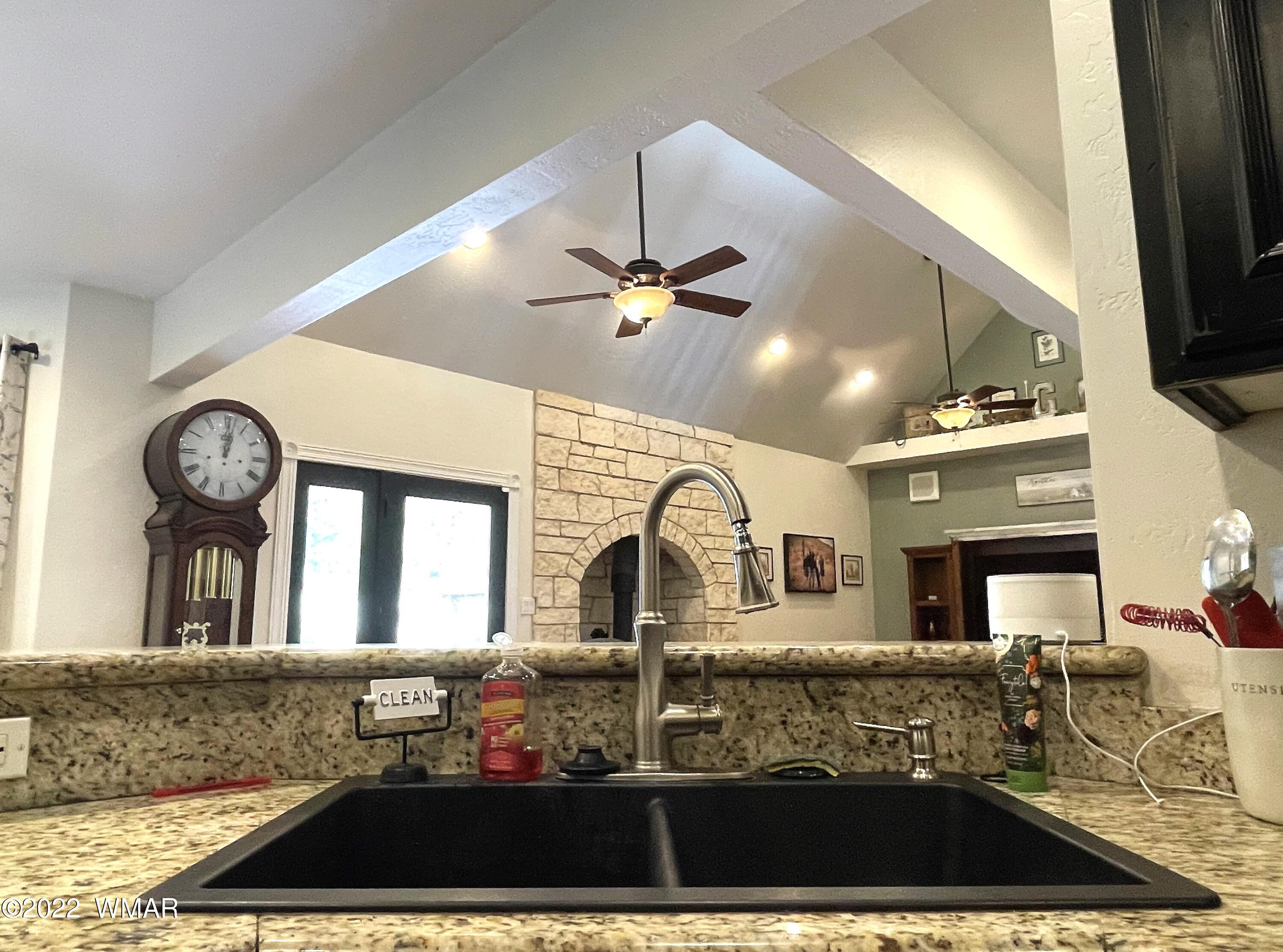 1713 Snowline Road Eagar, AZ 85925 - Photo 21 of 53 a view of a hall with front door