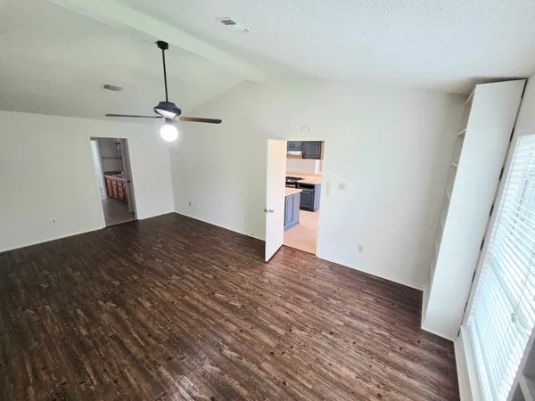 $1,850 | 3218 Glade Springs Drive, Houston, TX 77339