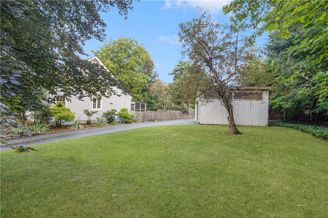 10 Oak Hill Pawtucket, RI 02860 - Photo 20 of 46