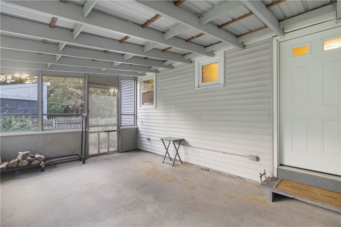 10 Oak Hill Pawtucket, RI 02860 - Photo 34 of 46