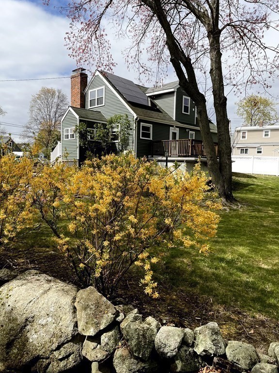 16 Hardy Pond Road Waltham, MA 02451 - Photo 10 of 41 Gallery Image 10