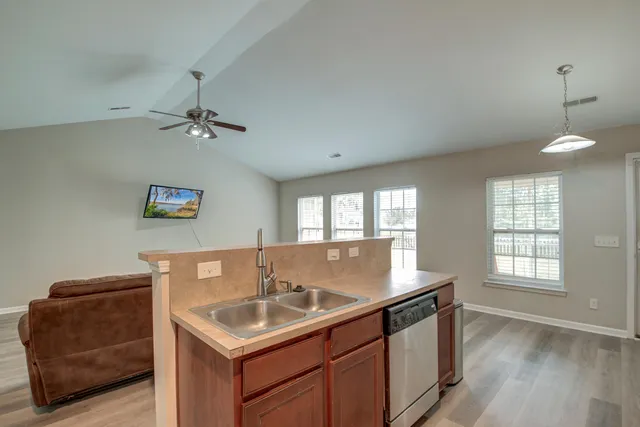 $349,900 | 115 Salem Creek Drive, Goose Creek, SC 29445