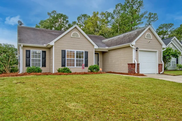 $349,900 | 115 Salem Creek Drive, Goose Creek, SC 29445