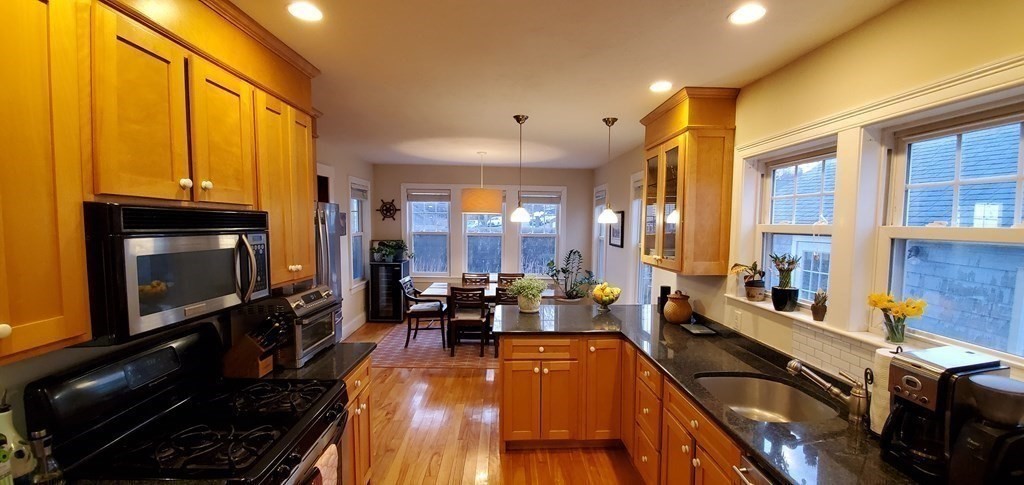 193 Spring Street Hull, MA 02045 - Photo 11 of 34 Gallery Image 11