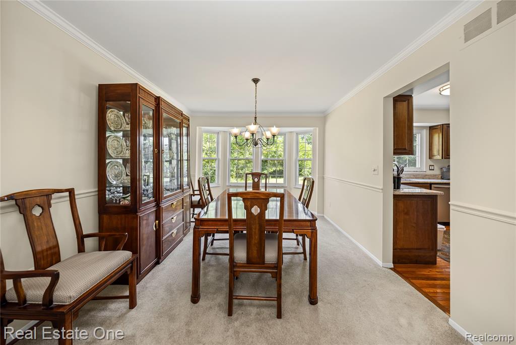 36241 Fredericksburg Road Farmington Hills, MI 48331 - Photo 13 of 48