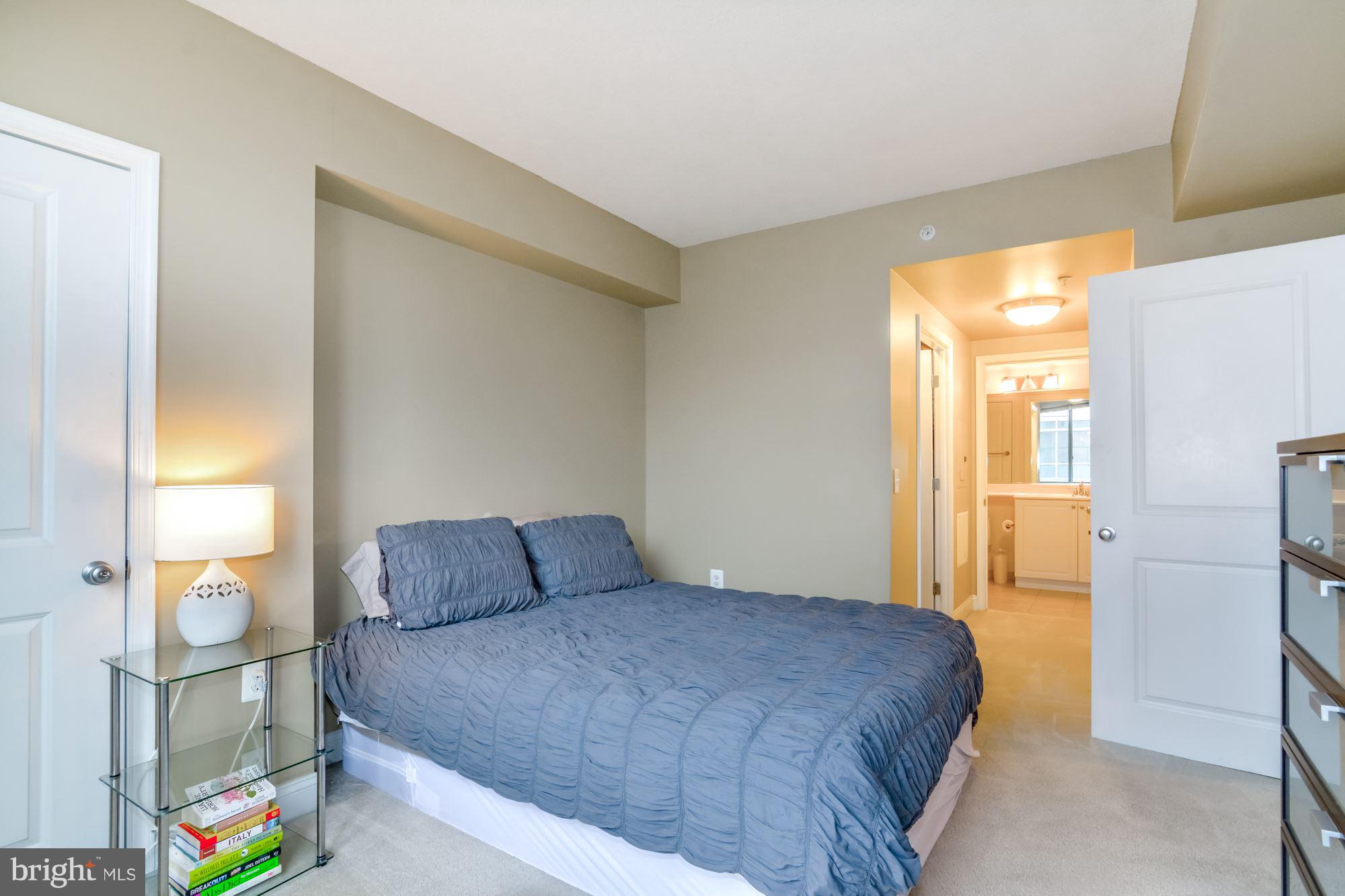 851 North Glebe Road, Unit 1518 Arlington, VA 22203 - Photo 9 of 20 Bedroom