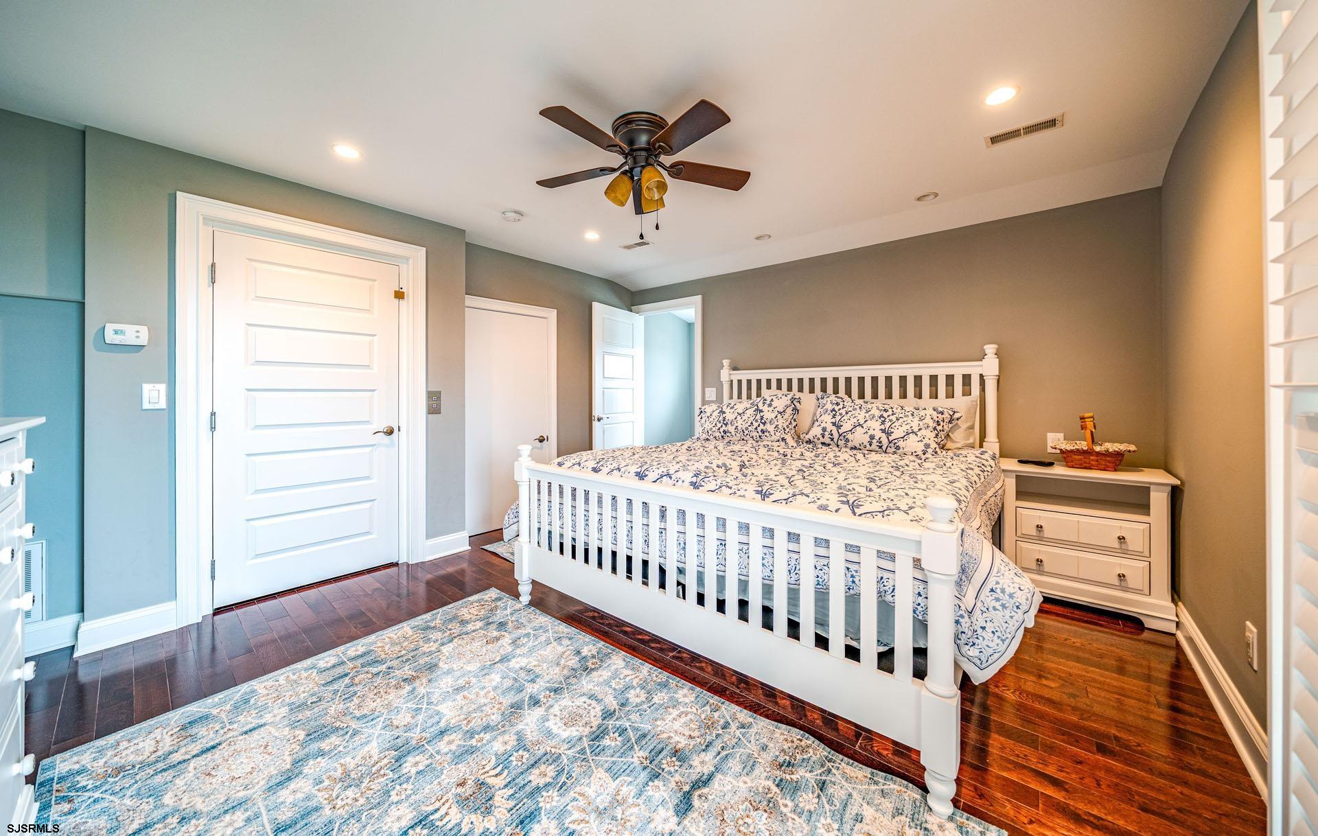 84 East Station Road Ocean City, NJ 08226 - Photo 23 of 30 a bedroom with a bed and a window