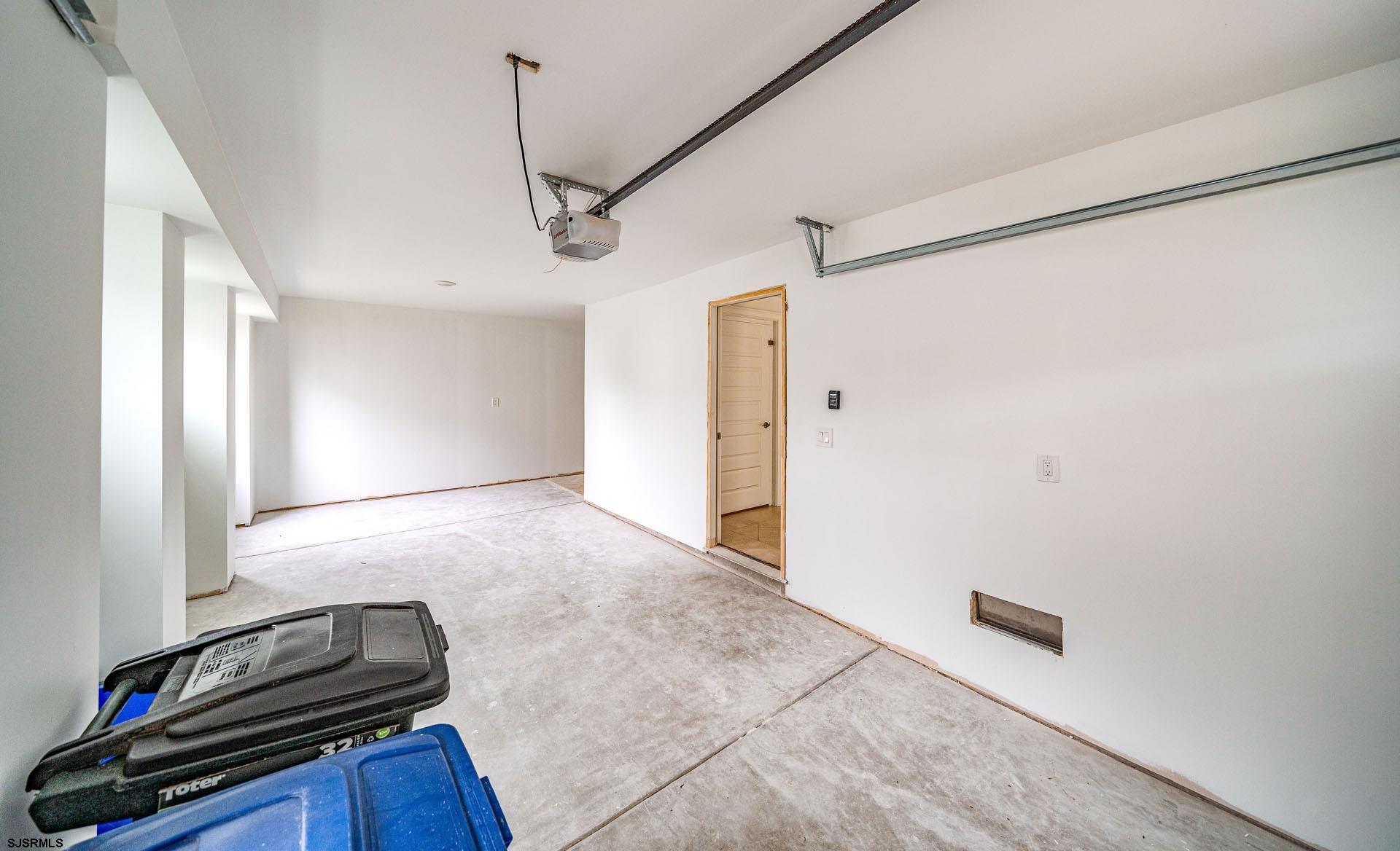 84 East Station Road Ocean City, NJ 08226 - Photo 29 of 30 a view of a livingroom with wooden floor