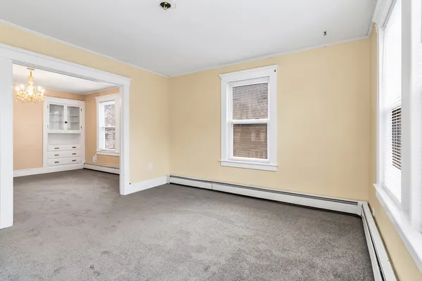 $2,600 | 32-34 Magnolia Street, Unit 2, Lawrence, MA 01841