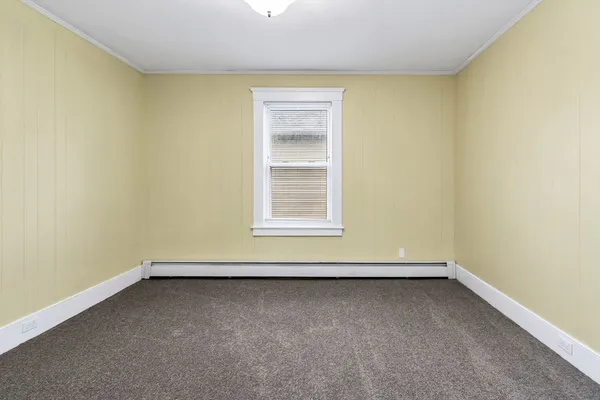 $2,600 | 32-34 Magnolia Street, Unit 2, Lawrence, MA 01841