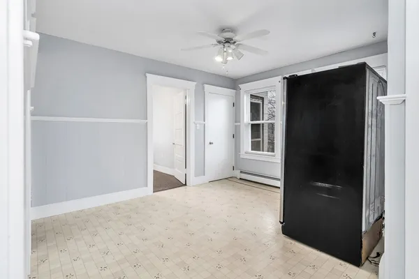$2,600 | 32-34 Magnolia Street, Unit 2, Lawrence, MA 01841