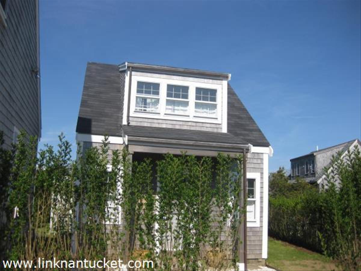 37 Surfside Road Nantucket, MA 02554 - Photo 3 of 15 Cottage