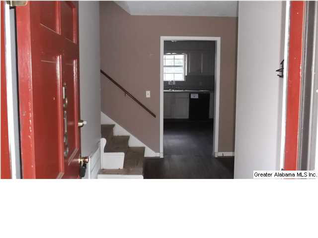 513 Canterbury Road Pelham, AL 35124 - Photo 7 of 20