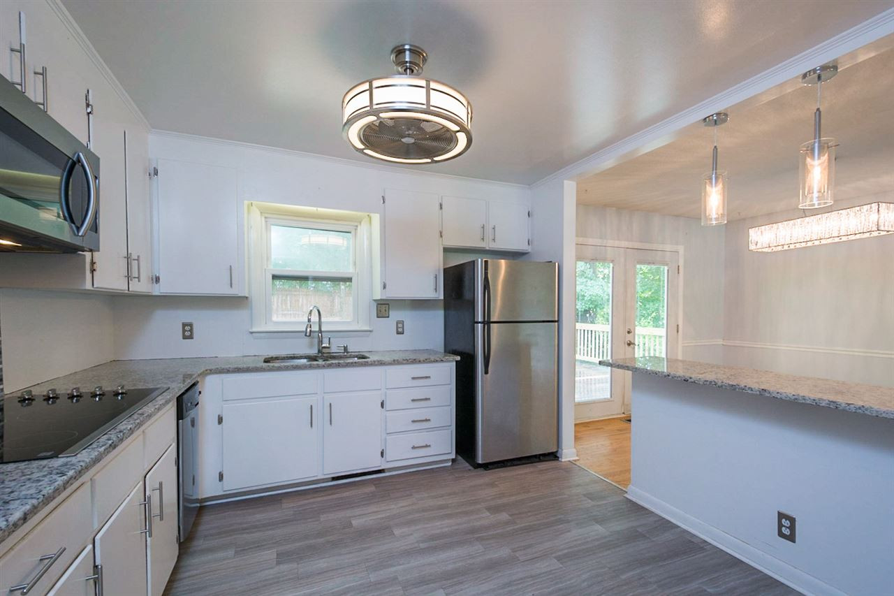 3505 Crofton Court Raleigh, NC 27604 - Photo 3 of 13 Photo 3