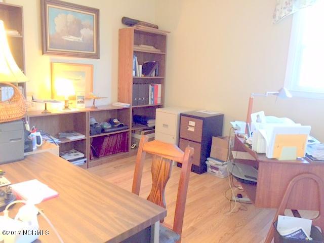 7573 Heritage Road Spring Hope, NC 27882 - Photo 20 of 21 Office or 4th bedroom has laminate floor.