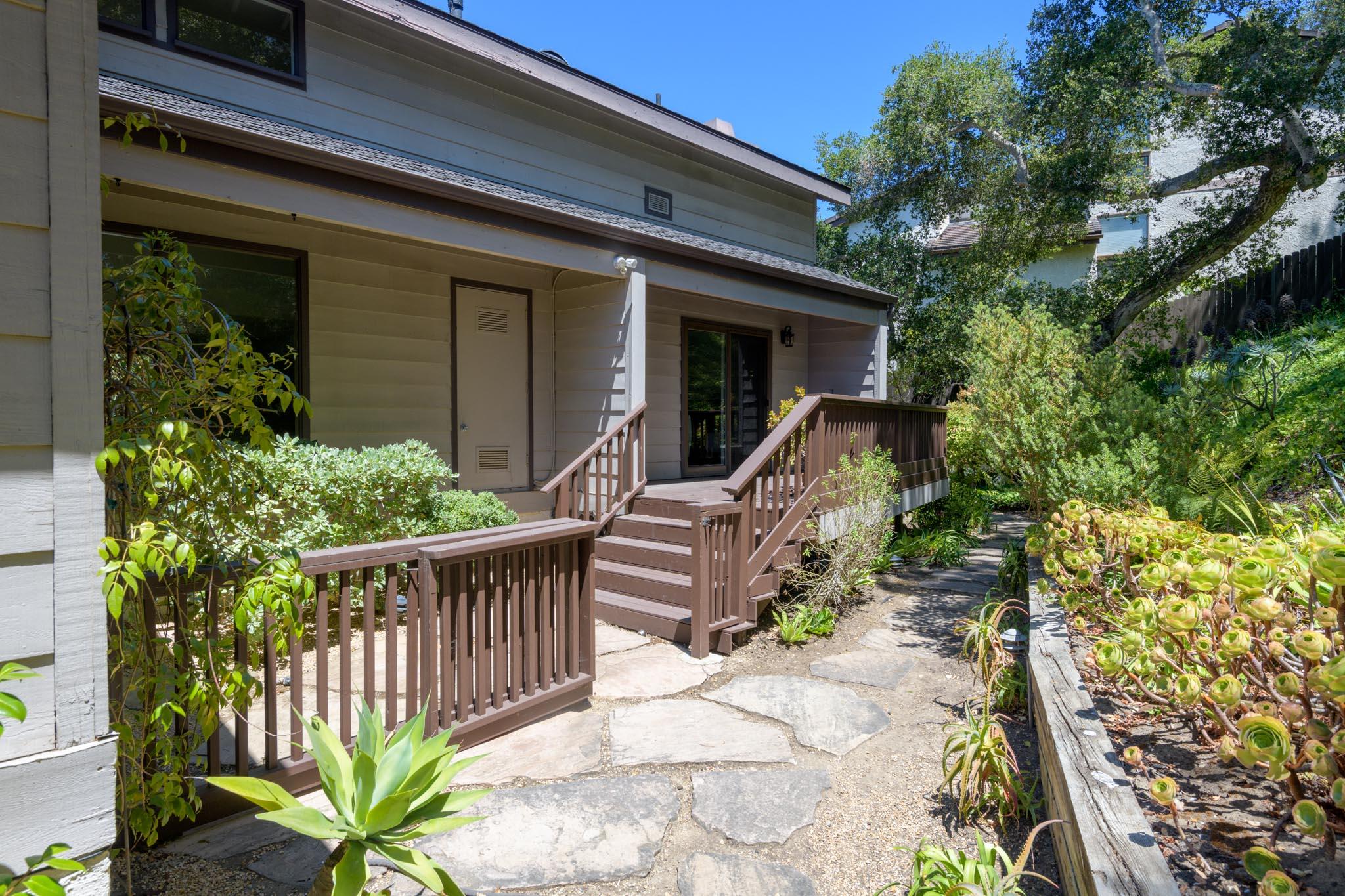 1545 Manitou Road Santa Barbara, CA 93105 - Photo 17 of 26 Back patio