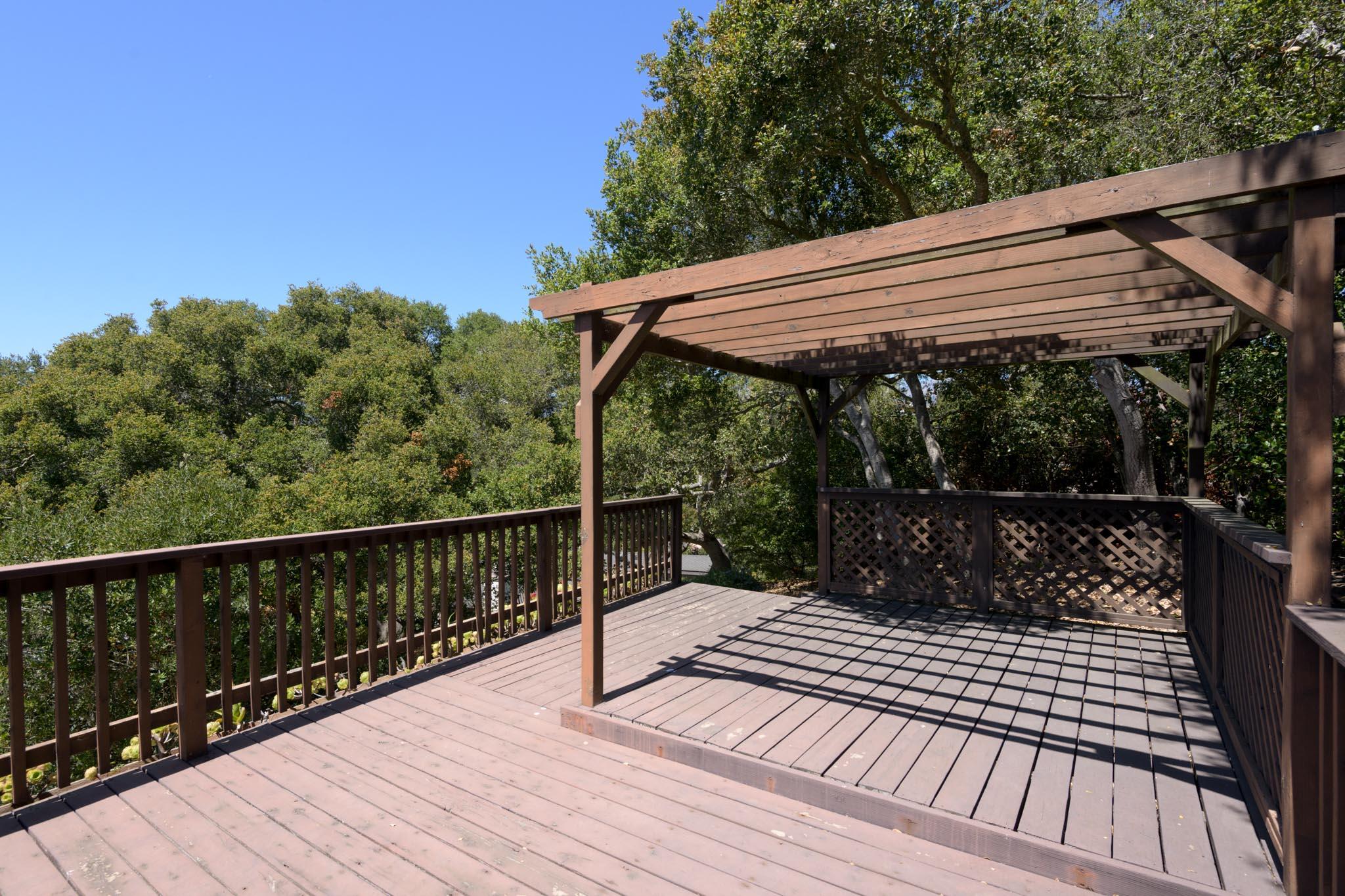 1545 Manitou Road Santa Barbara, CA 93105 - Photo 22 of 26 Deck with access to Elings Park