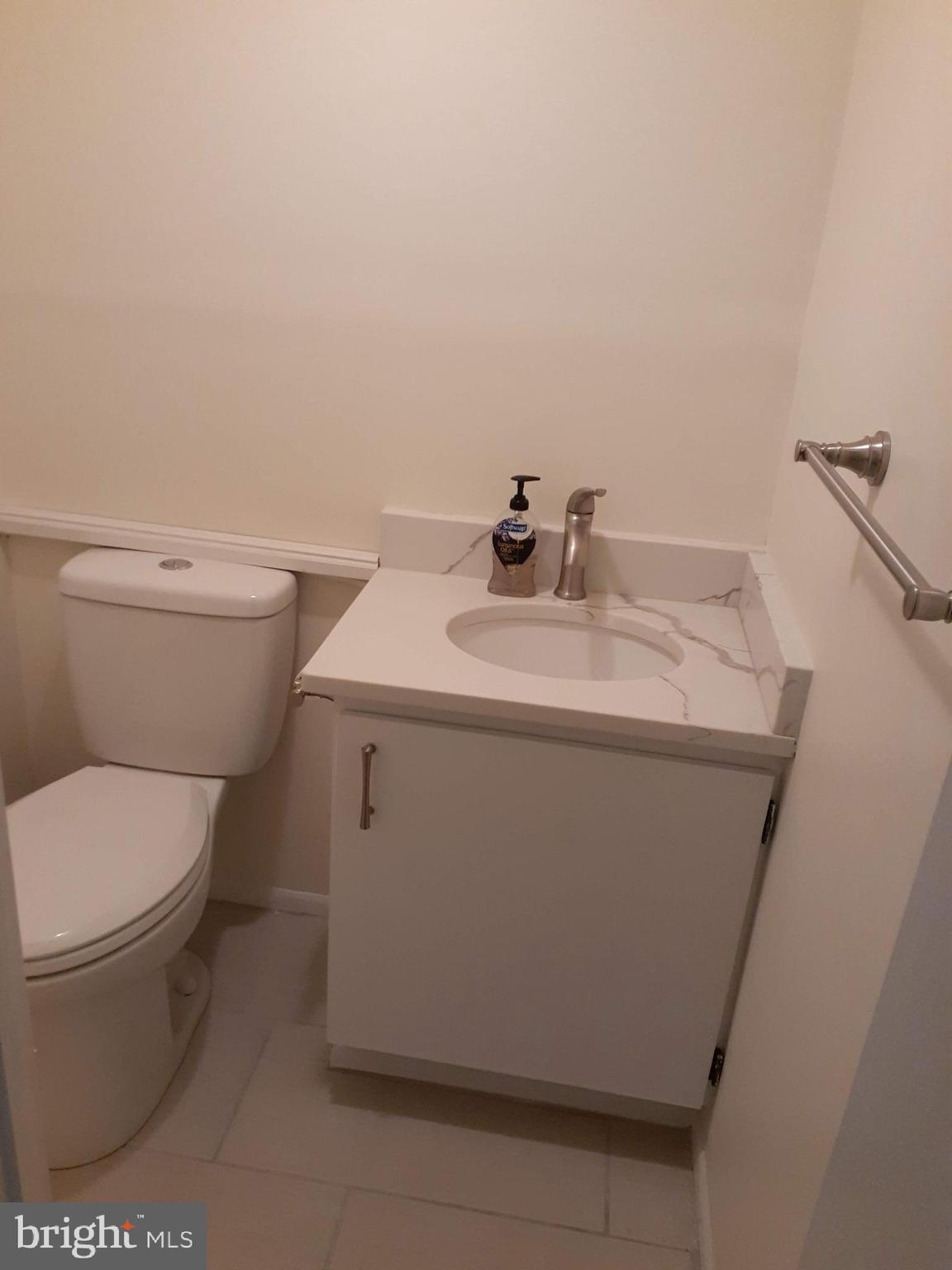 470 Dresher Road, Unit B4 Horsham, PA 19044 - Photo 18 of 30 Gallery Image 18