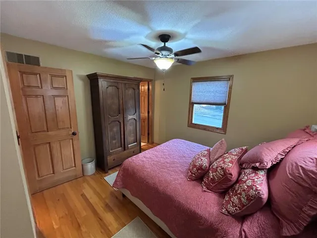 $219,950 | 3700 Randall Drive, Independence, MO 64055