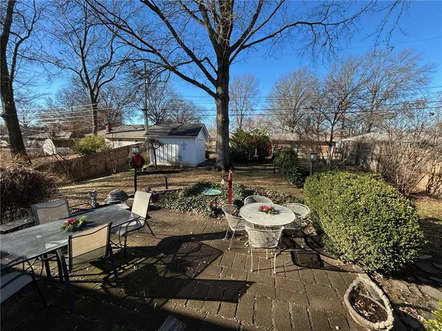 $219,950 | 3700 Randall Drive, Independence, MO 64055