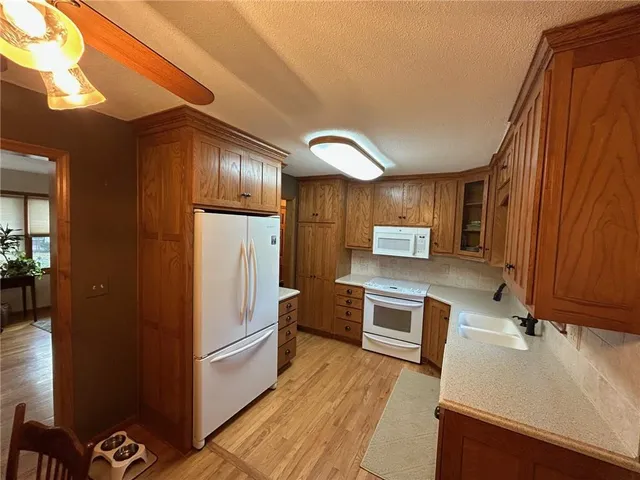 $219,950 | 3700 Randall Drive, Independence, MO 64055