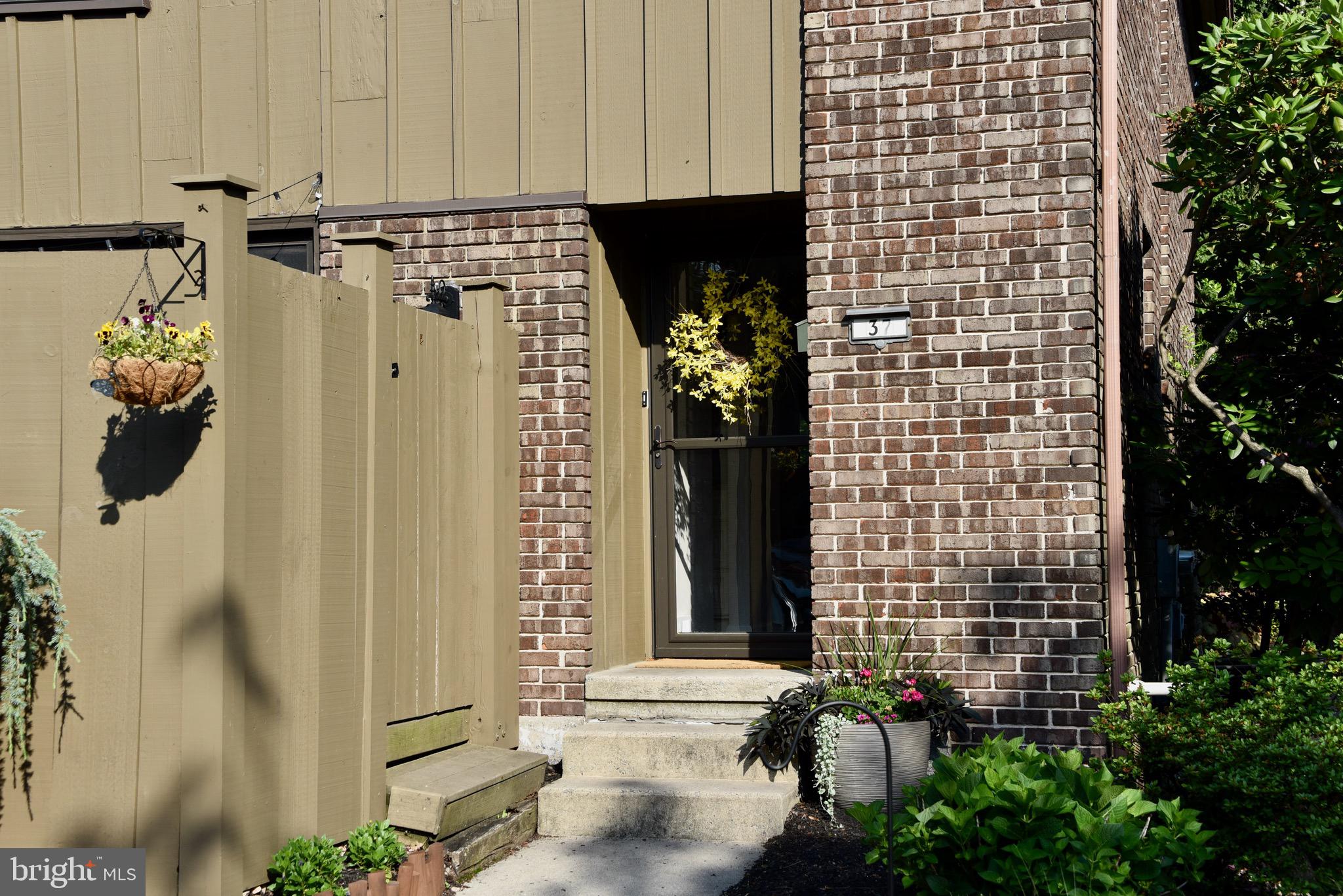 37 Tee Circle Reading, PA 19607 - Photo 2 of 35 Brick/Wood Exterior - New Front Door