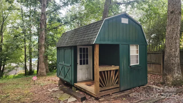 $465,000 | 67 Indian Trail Road, Candler, NC 28715