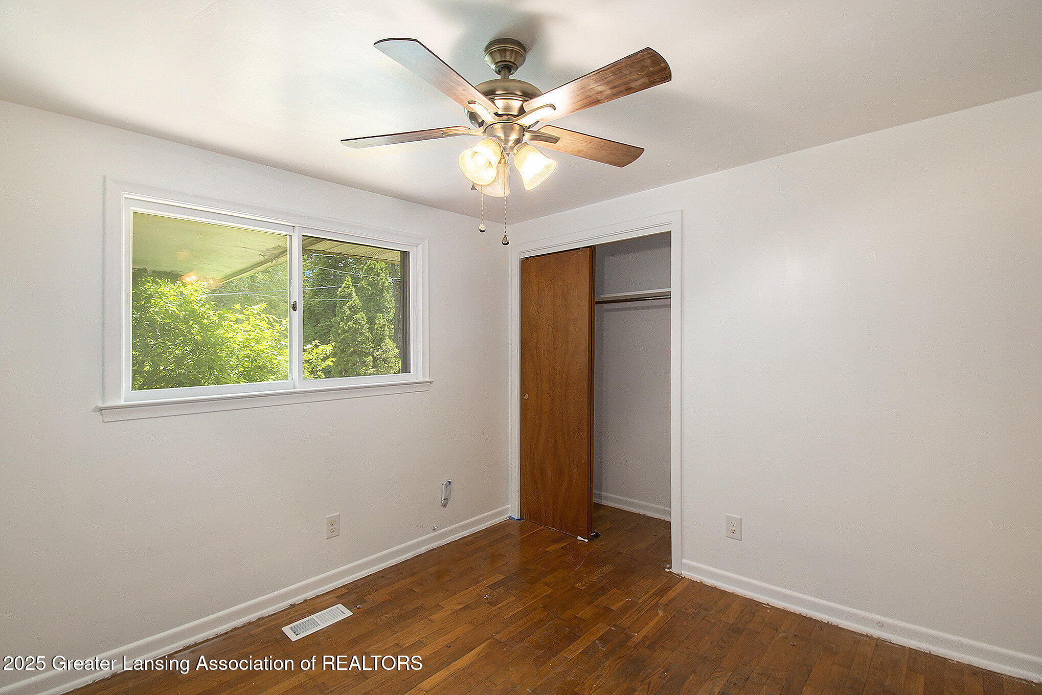 3739 Ridgefield Road Lansing, MI 48906 - Photo 16 of 20 014__ndp1990_922