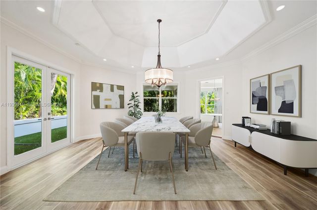 $6,495,000 | 10001 Southwest 60th Court, Pinecrest, FL 33156