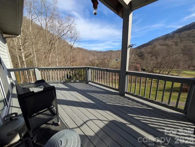 $325,000 | 128 Olympic Drive, Unit 1, Whittier, NC 28789