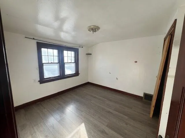 $239,900 | 602 South Oak Park Court, Milwaukee, WI 53214