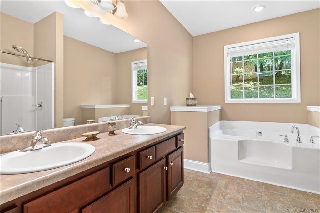 17 Duckett Road Candler, NC 28715 - Photo 25 of 40 Gallery Image 25