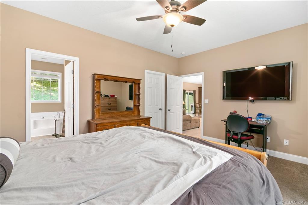 17 Duckett Road Candler, NC 28715 - Photo 28 of 40 Gallery Image 28