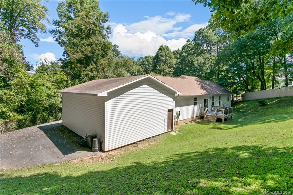 17 Duckett Road Candler, NC 28715 - Photo 37 of 40 Gallery Image 37