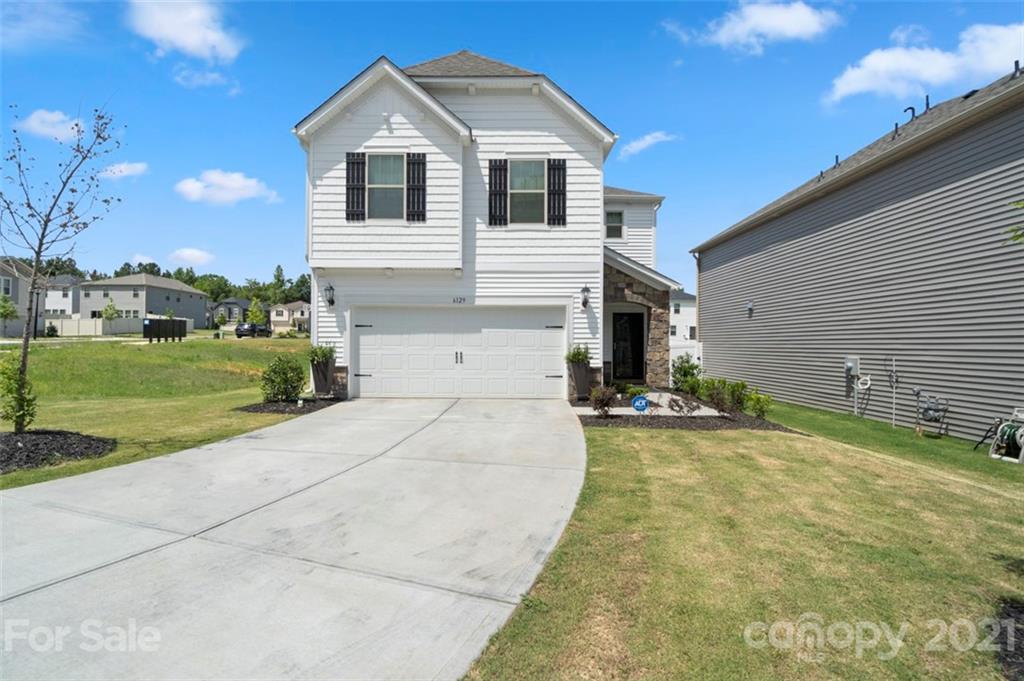 6129 Hailstone Road Charlotte, NC 28215 - Photo 1 of 21 Gallery Image 1