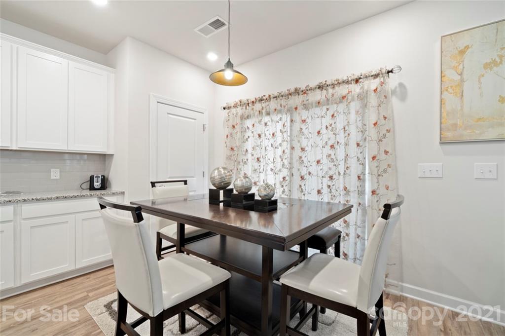 6129 Hailstone Road Charlotte, NC 28215 - Photo 5 of 21 Gallery Image 5