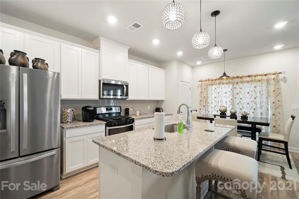 6129 Hailstone Road Charlotte, NC 28215 - Photo 7 of 21 Gallery Image 7