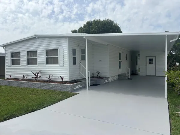 $1,450 | 808 53rd Avenue East, Unit 203, Bradenton, FL 34203