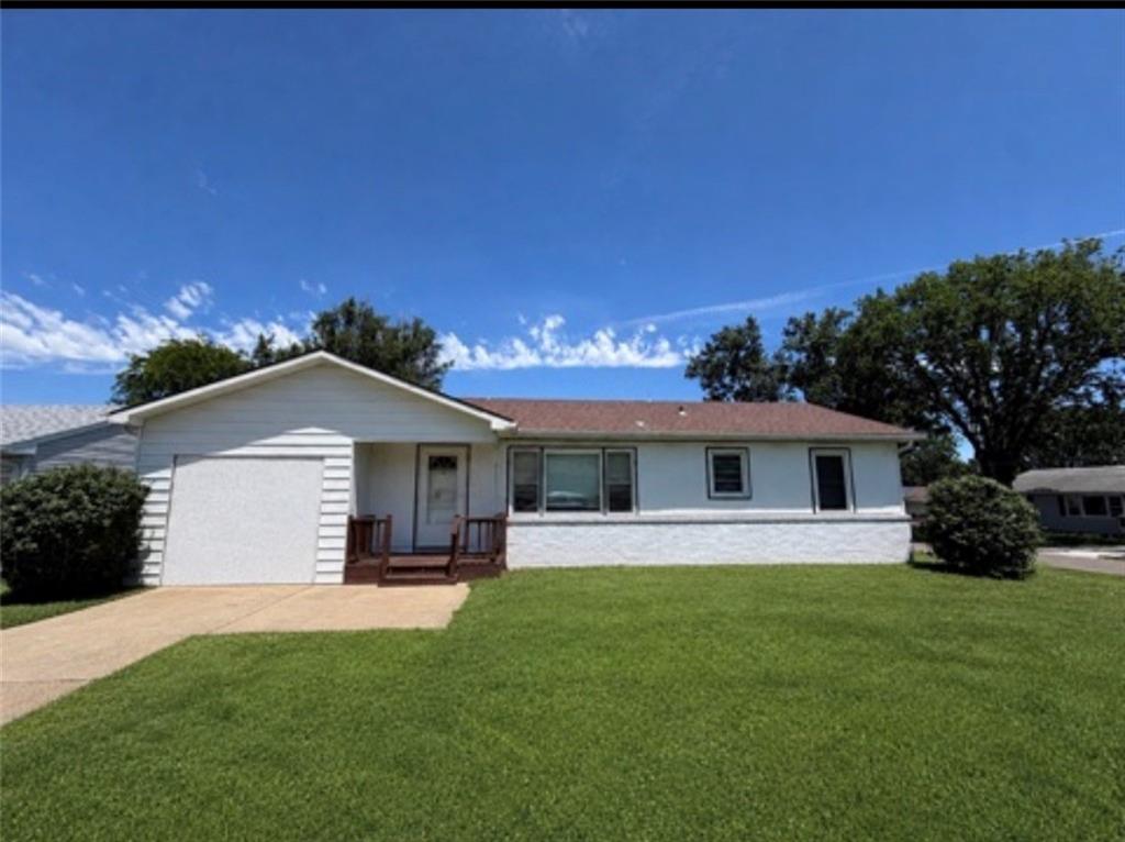 1701 Bryan Street Chillicothe, MO 64601 - Photo 1 of 21
