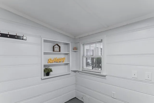 a view of walk in closet